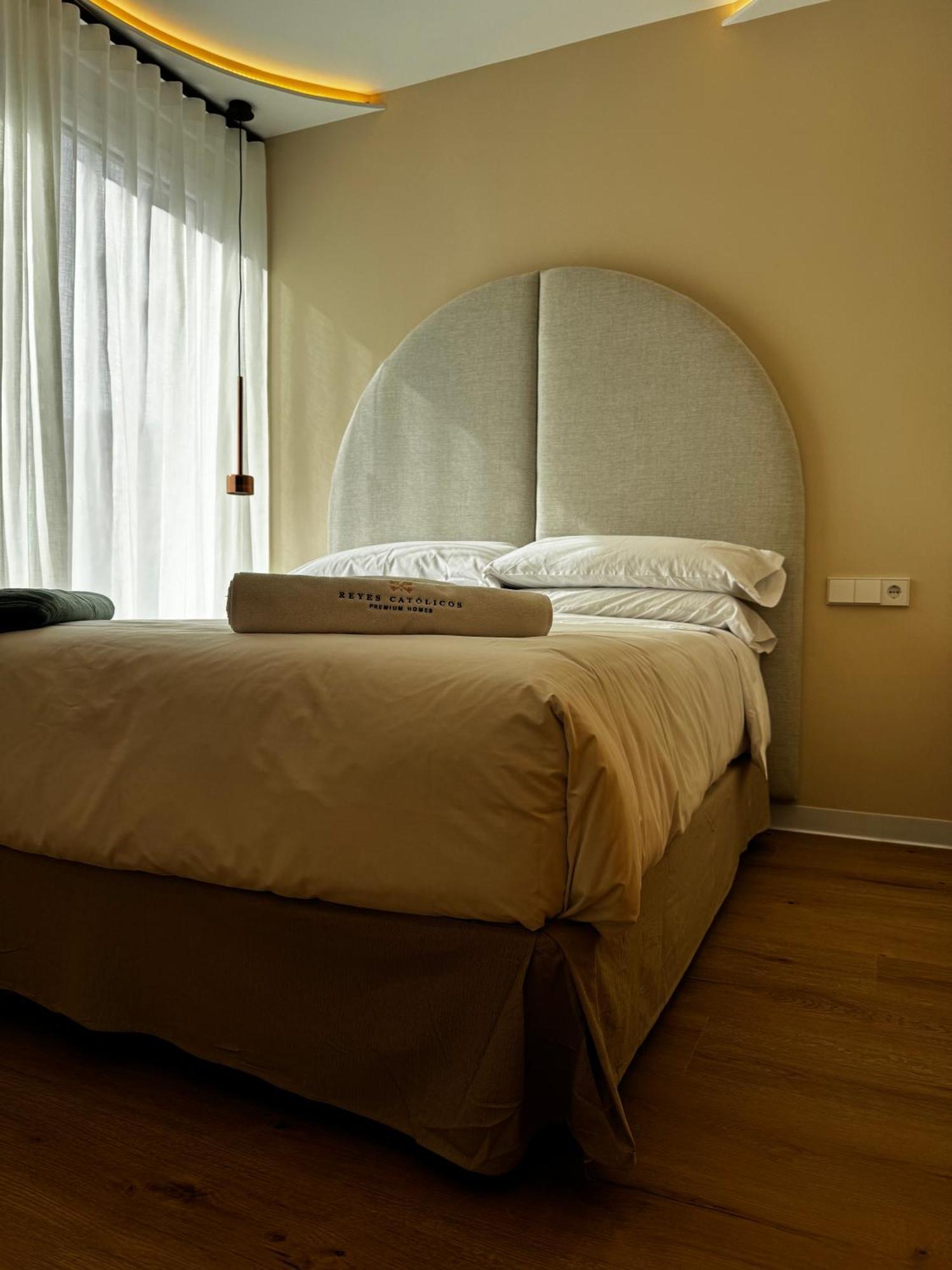 Reyes Catolicos Premium Beach, Playa Urbanova, Alicante Ngoại thất bức ảnh